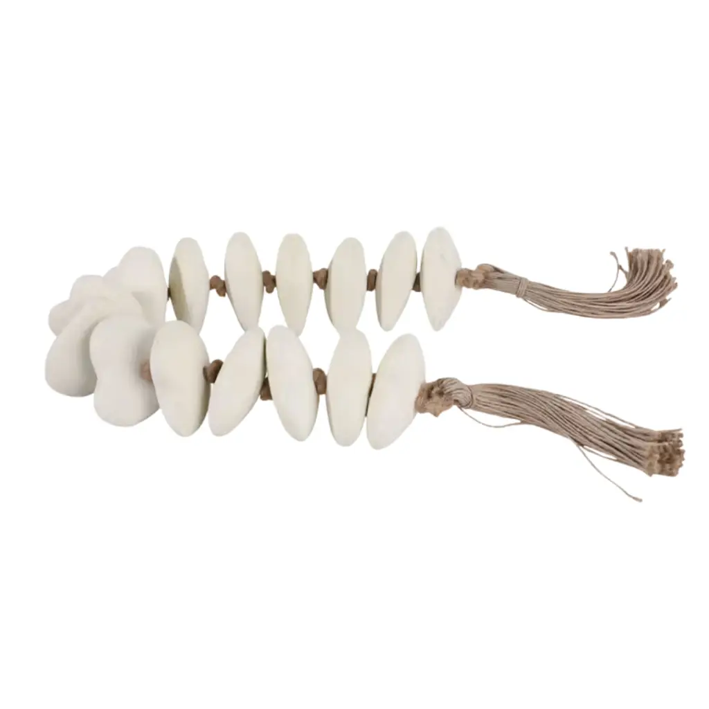 Paper Mache Hearts Garland White 40in (2).webp