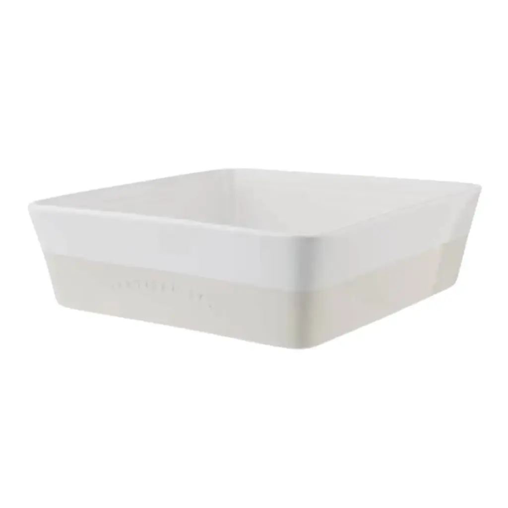Artisan Street Stoneware Roaster 9in