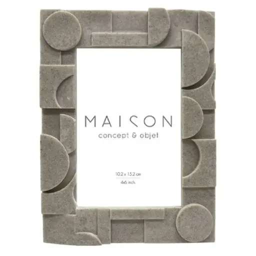 [179802-TT] Photo Frame Polyresin Beige 6x8in