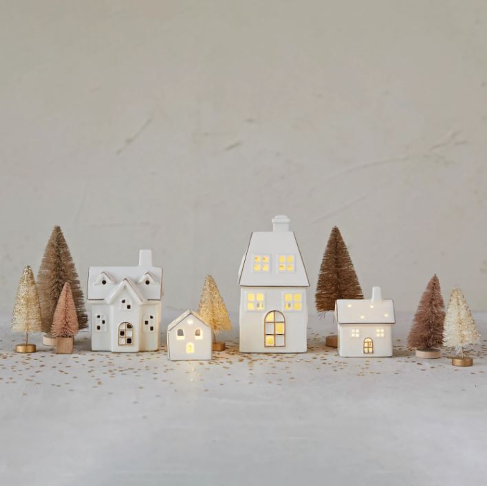 Stoneware Village with LED Lights White Set of 4