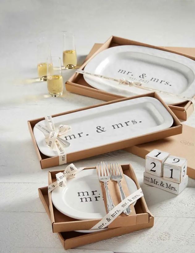 Mr And Mrs Cake Plate Set