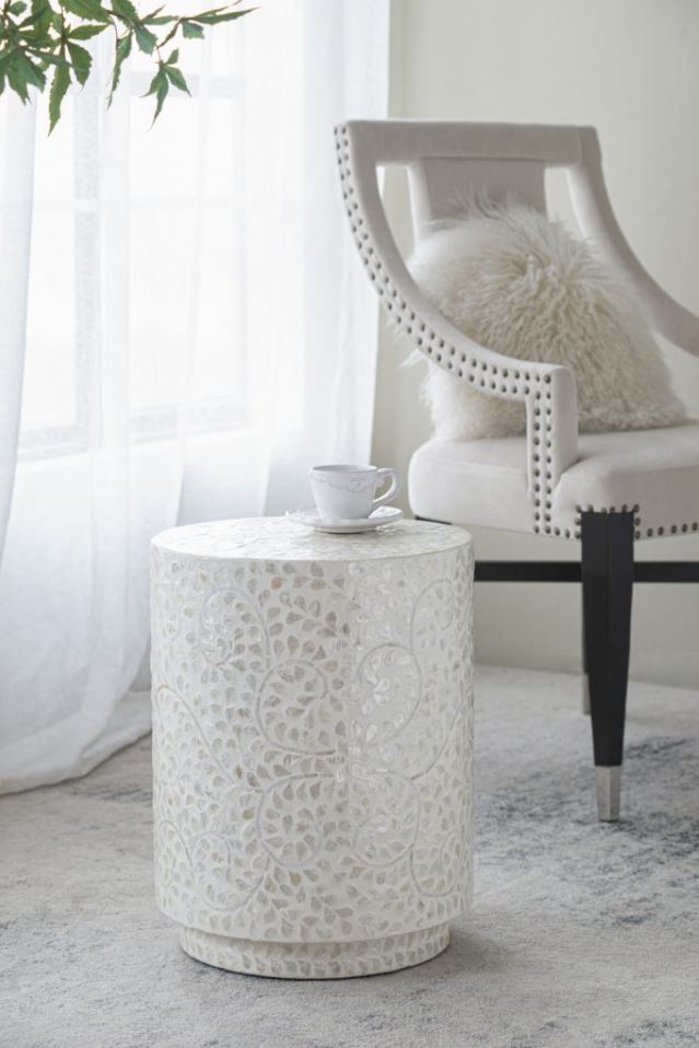Round Accent Stool 18in
