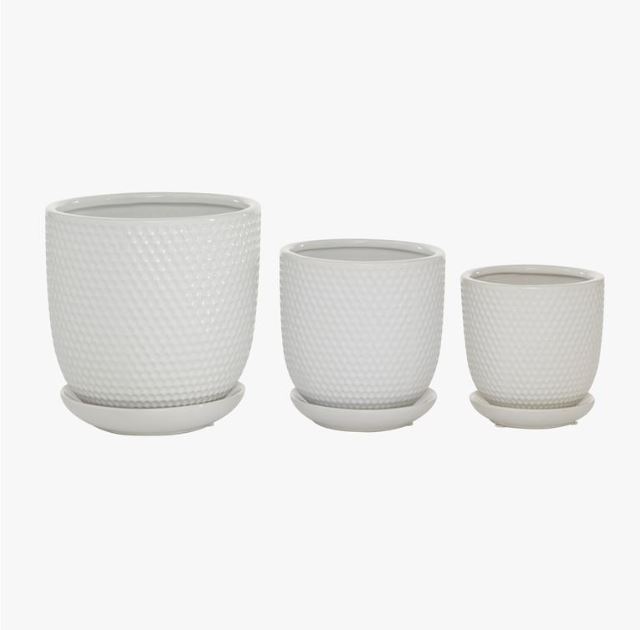 White Textured Ceramic Planter w/ Attached Saucer MD